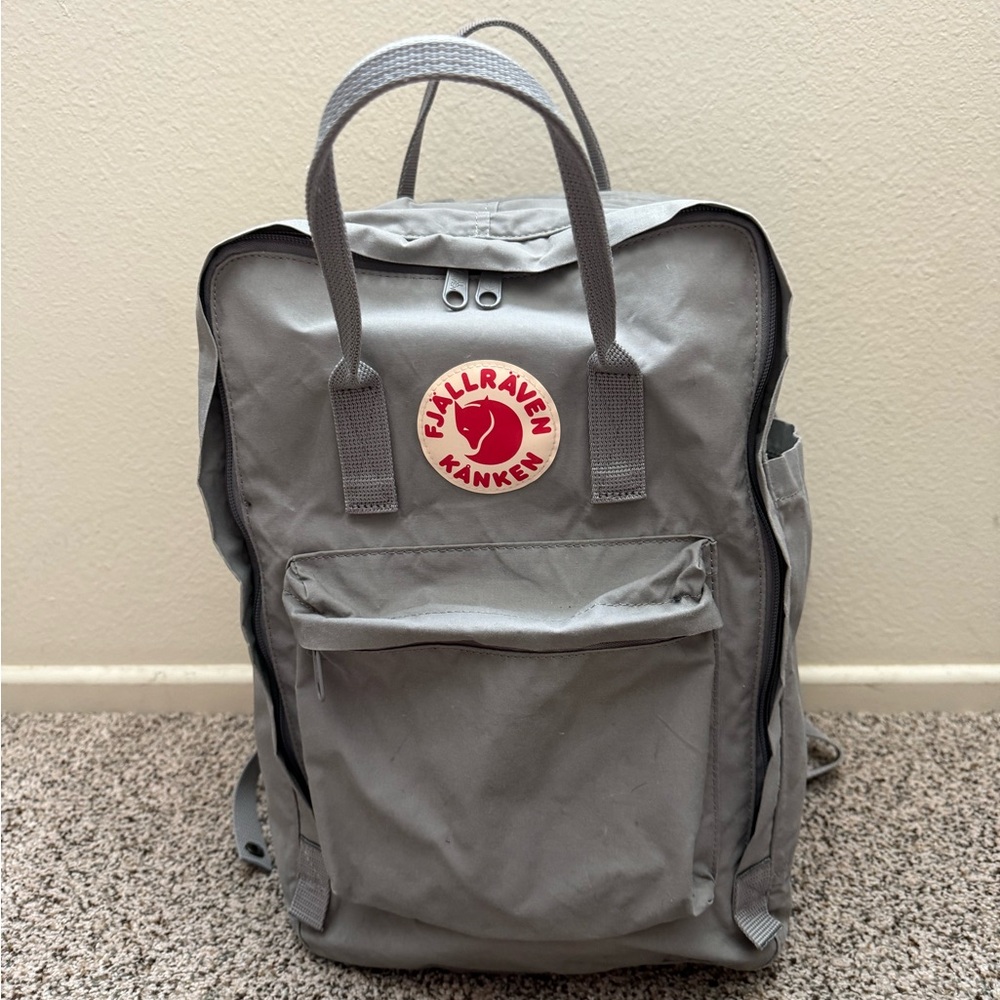 Fjallraven Kånken Backpack - Gray with Red Logo